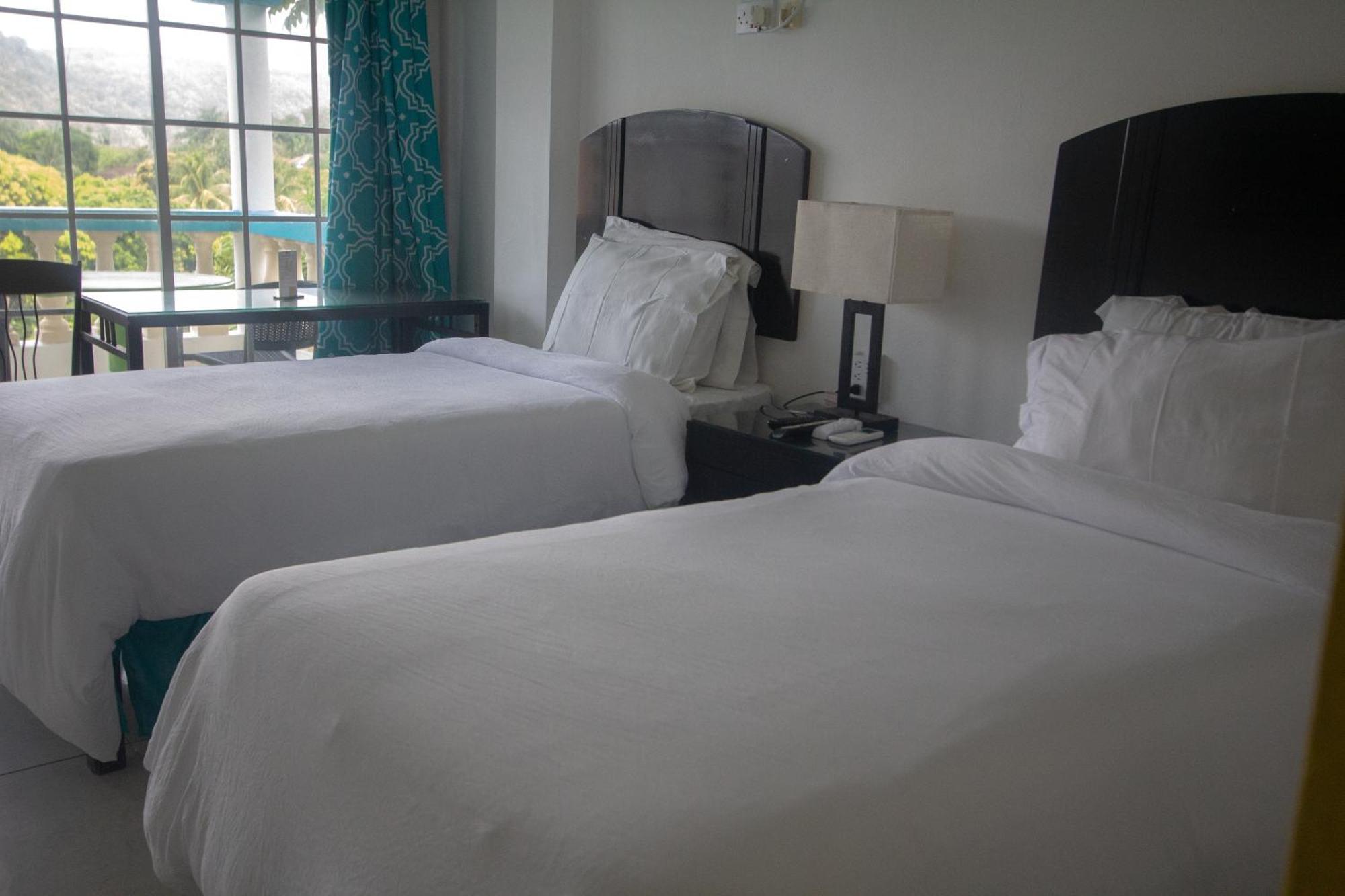 Match Resort ปอร์ตอันโตนิโอ ภายนอก รูปภาพ