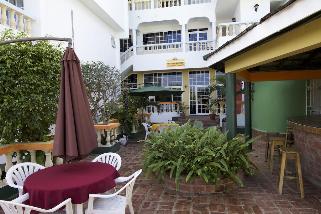 Match Resort ปอร์ตอันโตนิโอ ภายนอก รูปภาพ