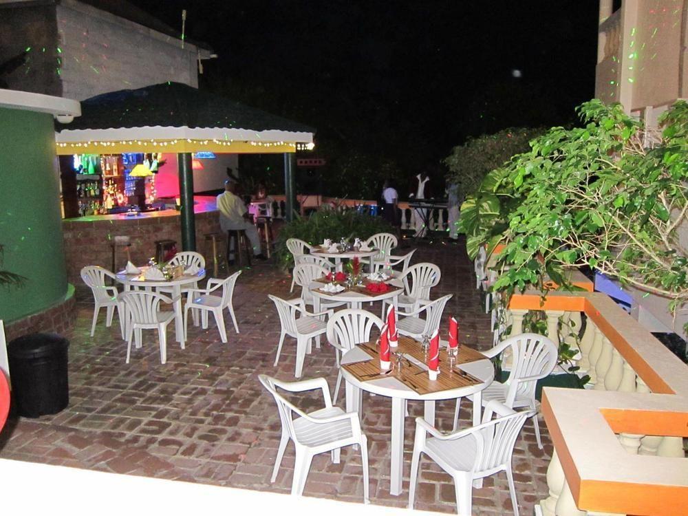 Match Resort ปอร์ตอันโตนิโอ ภายนอก รูปภาพ